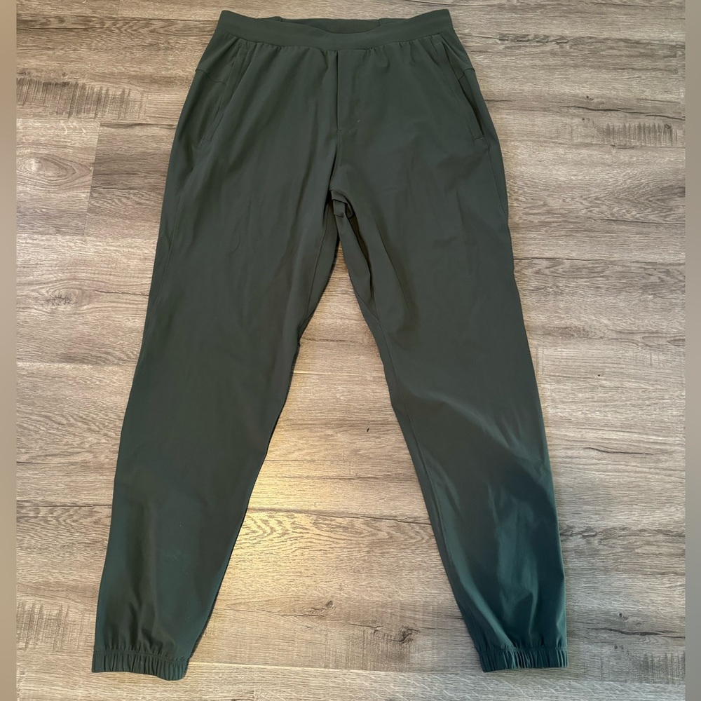 Lululemon surge pant size medium